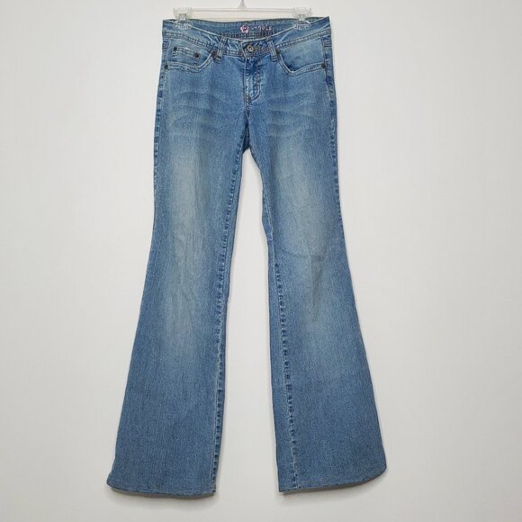 Angel Jeans Strech Embossed wing design with Bling detailing - Rhinestone rivets - Picture 1 of 12